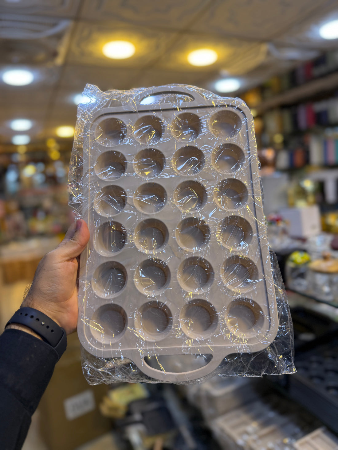 Silicone 24-Cup Baking Mold G517E