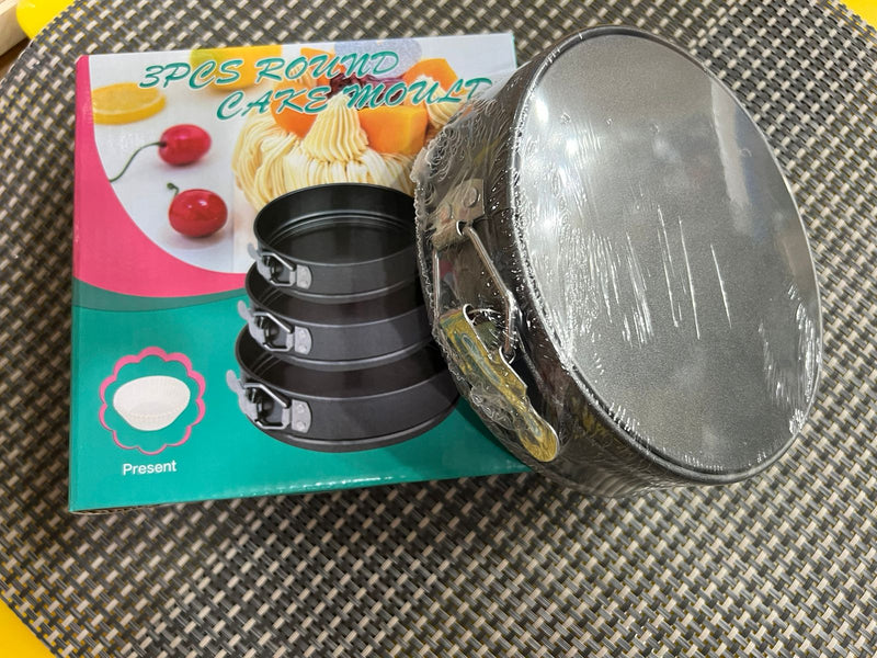 Round Cake Moulds Set of 3