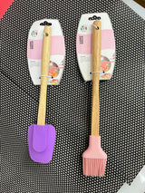 Wooden Handle Spatula and Oil Brush 1Pc